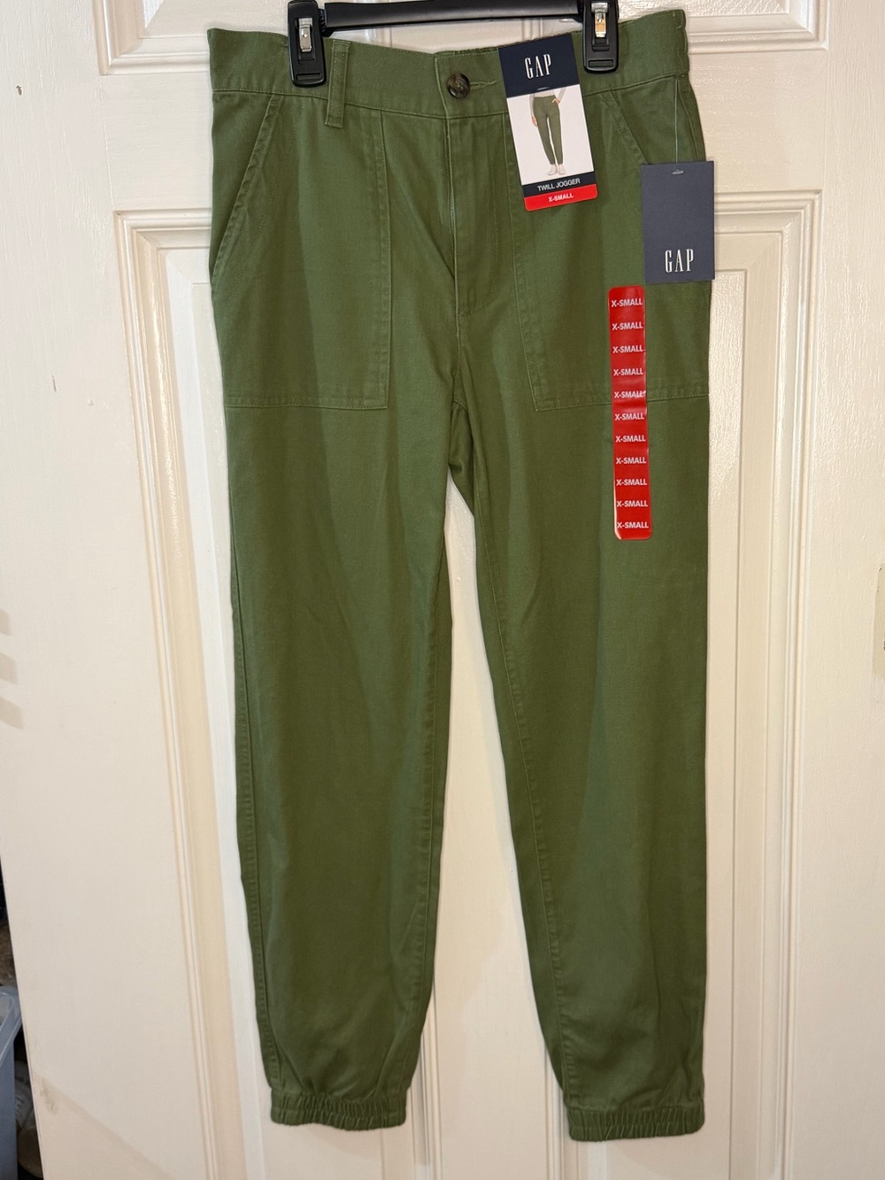 GAP Twill Jogger Pants – Four Leaf Clover Green – XS – NWT